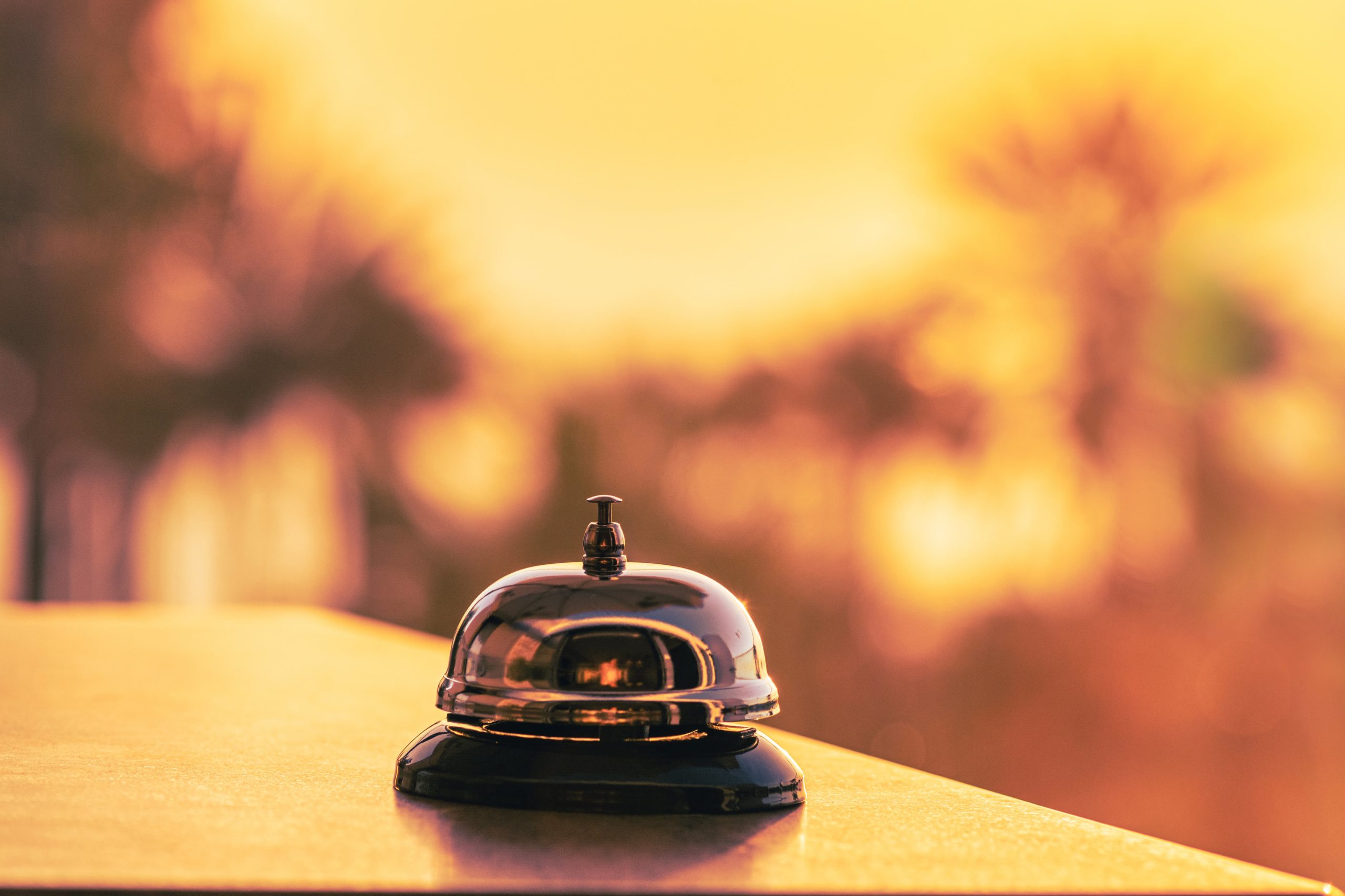 Old vs. New: Updating the Clienteling Concept for an Omnichannel CX ...